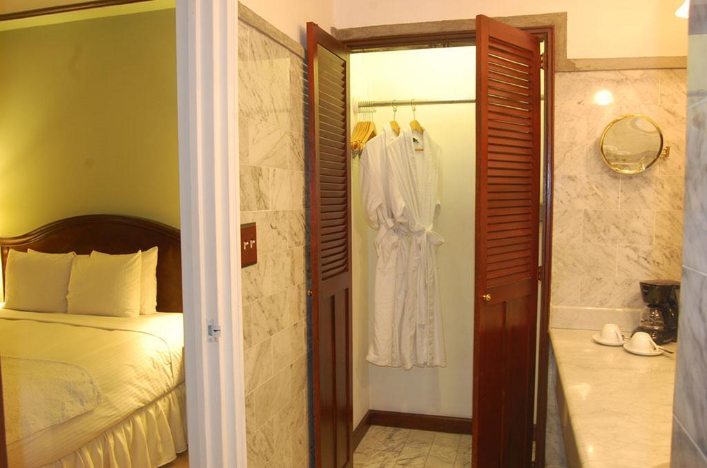 Deville Hotel مدينة باناما المظهر الخارجي الصورة