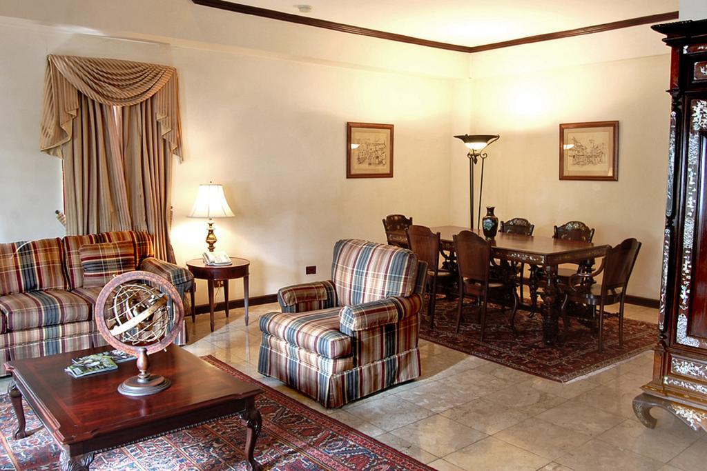 Deville Hotel مدينة باناما المظهر الخارجي الصورة