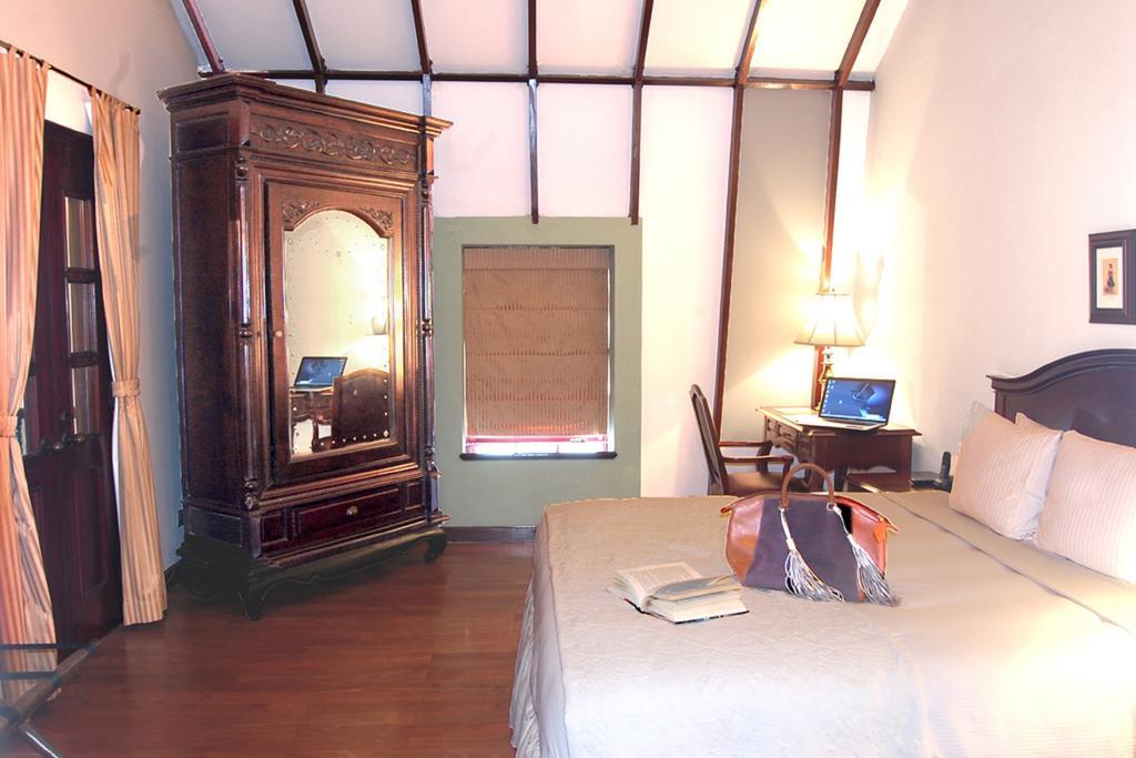 Deville Hotel مدينة باناما المظهر الخارجي الصورة