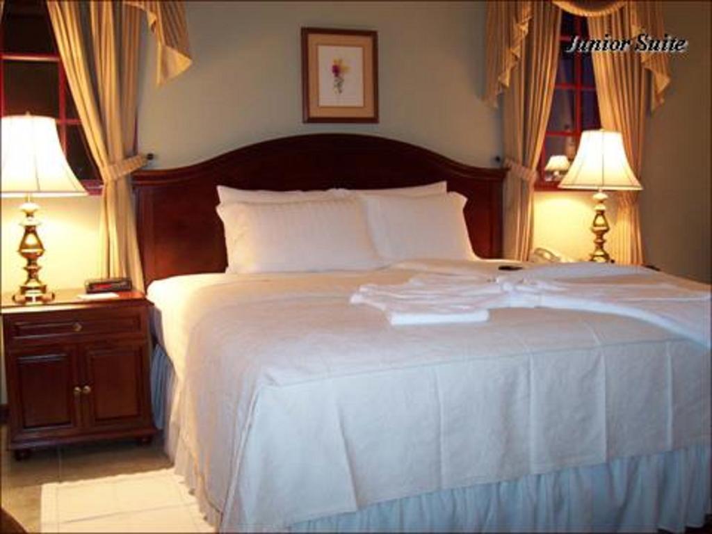 Deville Hotel مدينة باناما المظهر الخارجي الصورة